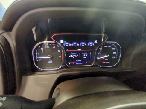 Used 2022 GMC Sierra 1500 Denali w/ Denali Premium Package image 18