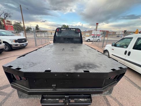 Used 2017 Ford F550 4x4 Crew Cab Super Duty image 8