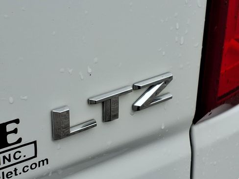 Used 2024 Chevrolet Silverado 1500 LTZ w/ Technology Package image 3