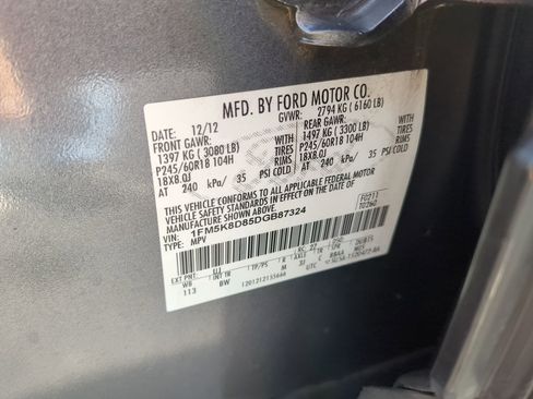 Used 2013 Ford Explorer XLT image 35