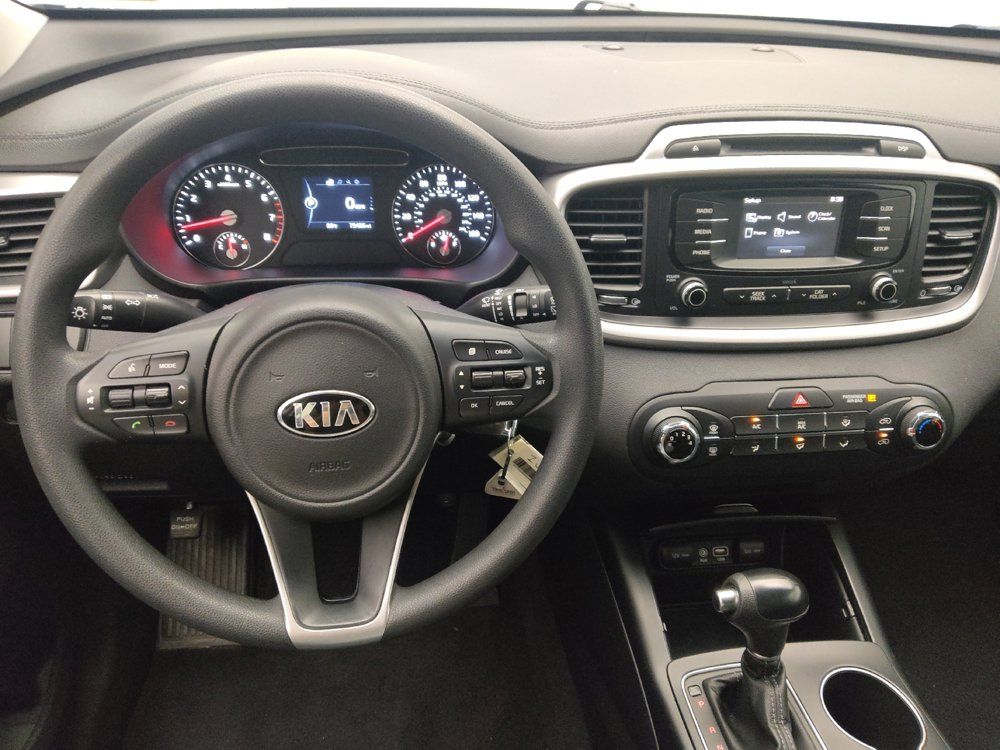 Used 2017 Kia Sorento AWD image 22