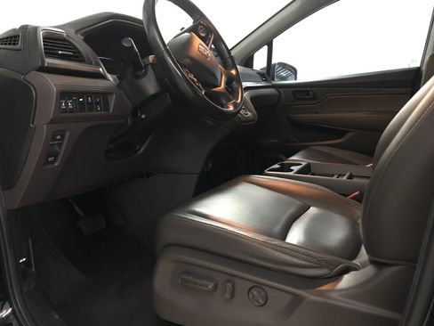 Used 2019 Honda Odyssey EX-L image 9