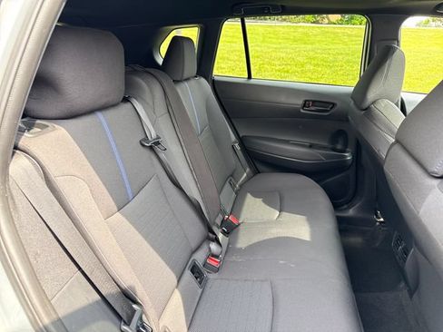 Certified 2024 Toyota Corolla Cross AWD Hybrid w/ Moonroof Package image 12