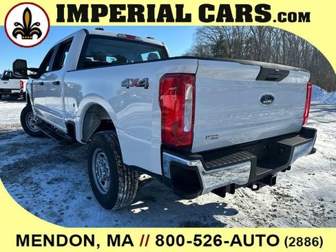 New 2026 Ford F250 XL w/ XL Chrome Package image 10
