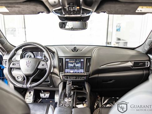 Used 2022 Maserati Levante F Tributo image 38