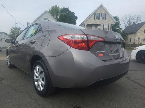 Used 2015 Toyota Corolla LE FWD image 4
