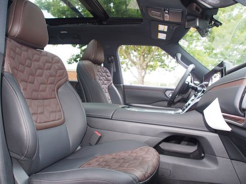 New 2026 Nissan Armada Platinum image 11