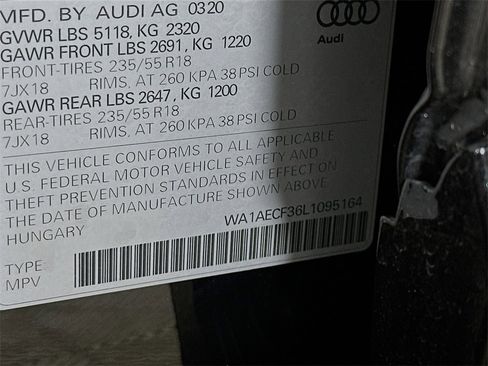 Used 2020 Audi Q3 2.0T Premium w/ Convenience Package image 38