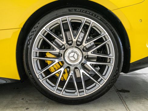 Used 2024 Mercedes-Benz AMG GT 63 image 10