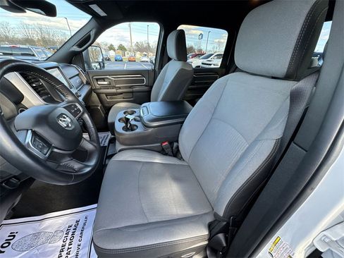 Used 2024 RAM 2500 Big Horn w/ Bed Utility Group image 11