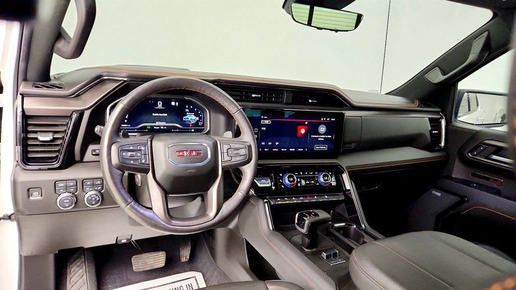 Used 2023 GMC Sierra 1500 AT4 w/ Technology Package AWD/4WD image 12