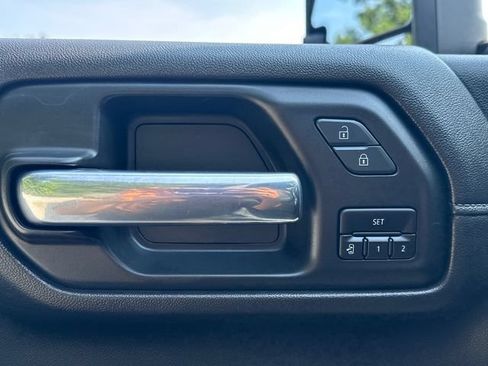 Used 2020 GMC Sierra 2500 Denali w/ Denali Ultimate Package AWD/4WD image 25