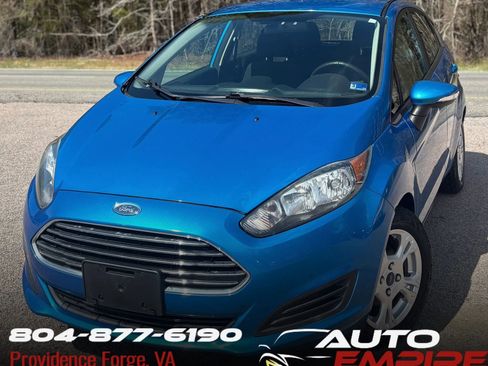 Used 2014 Ford Fiesta SE image 1