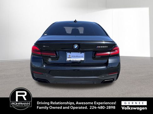 Used 2021 BMW M550i xDrive w/ Dynamic Handling Package AWD/4WD image 9