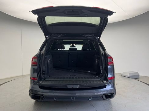 Used 2021 BMW X5 xDrive40i w/ M Sport Package image 5