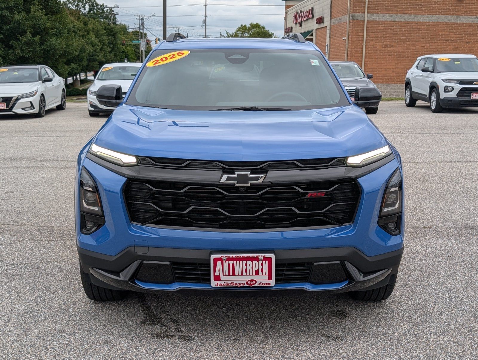 Used 2025 Chevrolet Equinox RS w/ Safety and Technology Package AWD/4WD image 8
