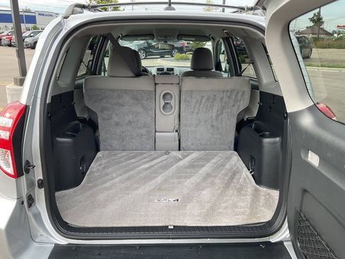 Used 2011 Toyota RAV4 4WD w/ Base L4 Extra Value Pkg image 29