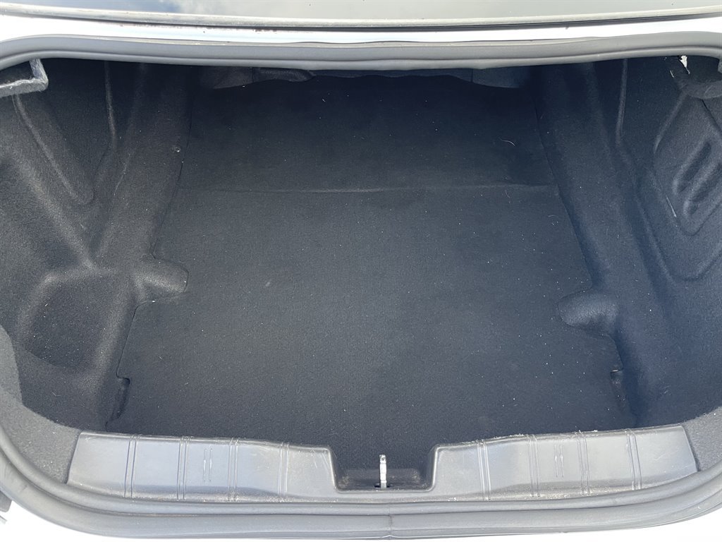 Used 2019 Chevrolet Camaro SS RWD image 37
