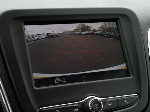 Used 2024 Chevrolet Equinox LT AWD/4WD image 28