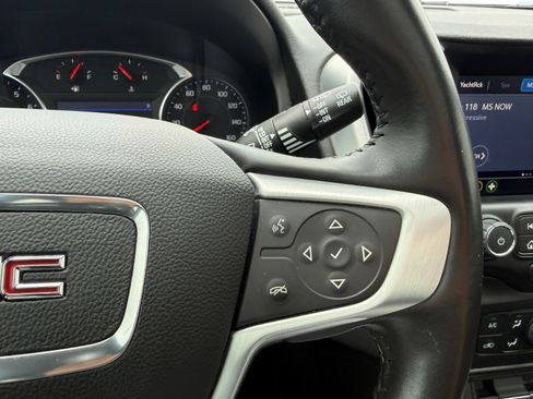 Used 2022 GMC Terrain SLT w/ Elevation Edition AWD/4WD image 27