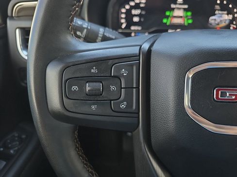 Used 2023 GMC Yukon AT4 w/ AT4 Premium Plus Package image 18