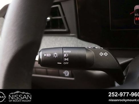 Certified 2025 Nissan Kicks SV FWD image 22