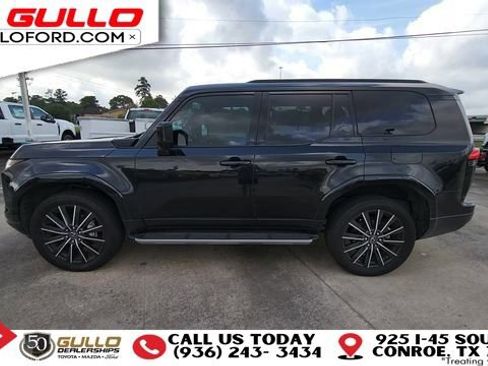 Used 2024 Lexus GX 550 w/ Accessory Package (Z1) image 5