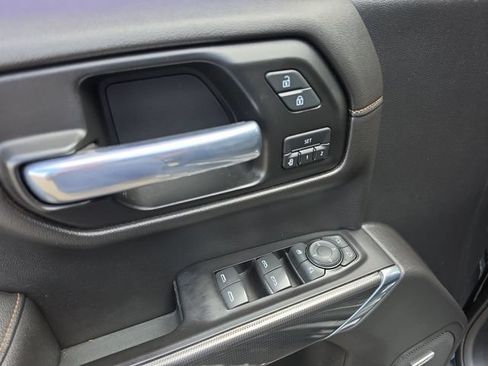 Used 2019 GMC Sierra 1500 AT4 w/ AT4 Premium Package AWD/4WD image 23