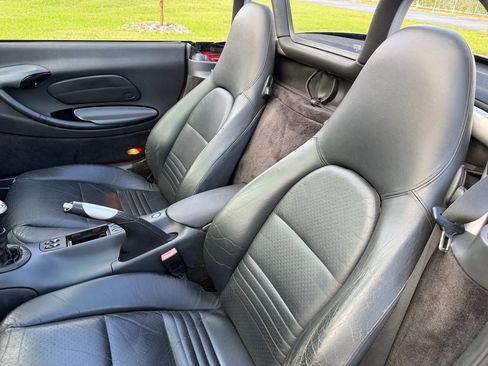 Used 1998 Porsche Boxster image 39