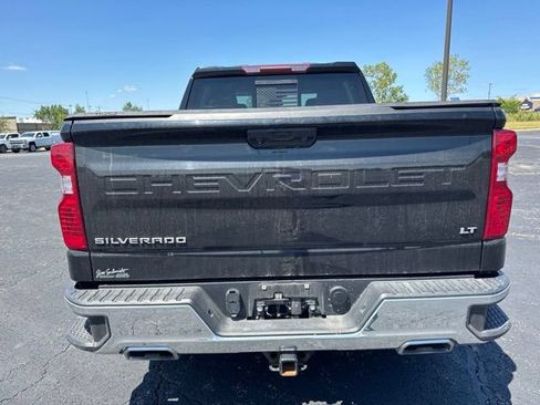 Used 2023 Chevrolet Silverado 1500 LT w/ Z71 Off-Road Package AWD/4WD image 5