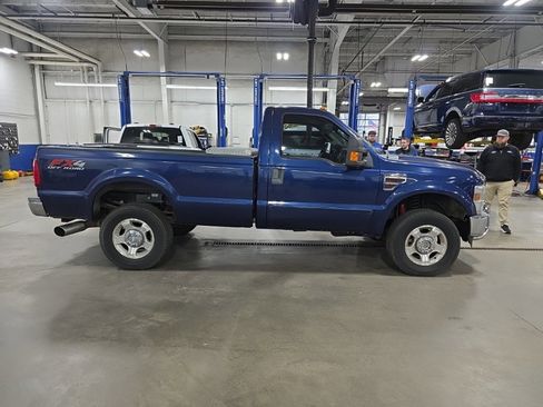 Used 2010 Ford F350 XLT image 4