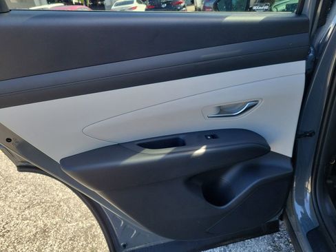 New 2026 Hyundai Tucson SEL FWD image 9
