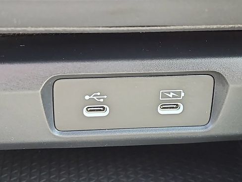 Certified 2023 Honda Accord EX image 25