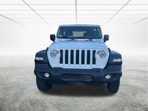Used 2018 Jeep Wrangler Sport image 8