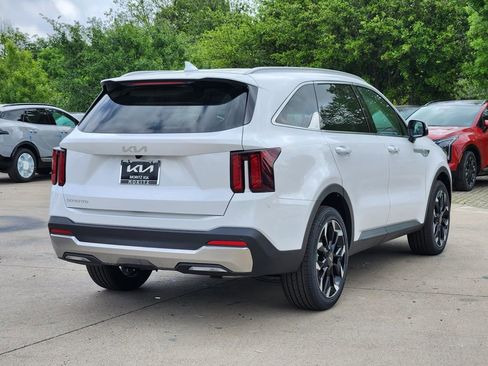New 2026 Kia Sorento EX FWD image 5
