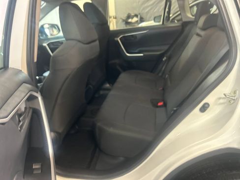 Certified 2020 Toyota RAV4 LE w/ All Weather Liner Package AWD/4WD image 26