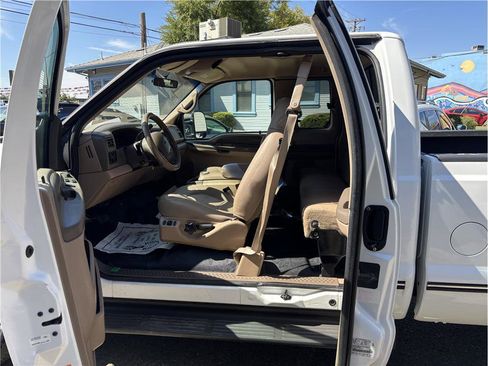 Used 1999 Ford F250 4x4 SuperCab Super Duty image 12