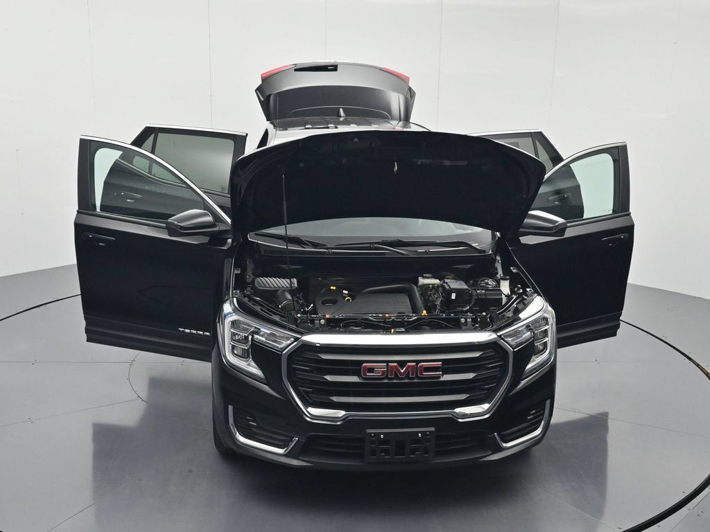 Certified 2024 GMC Terrain SLE AWD/4WD image 44