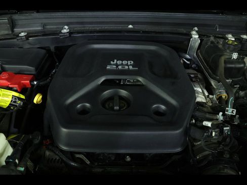 Used 2023 Jeep Wrangler Altitude image 19