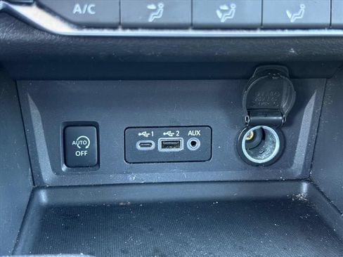 Used 2025 Nissan Sentra SV FWD image 24