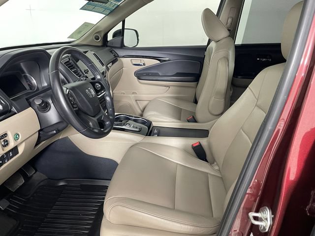 Used 2021 Honda Pilot Touring image 2