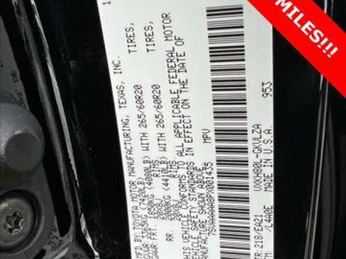 Used 2023 Toyota Sequoia Limited image 24