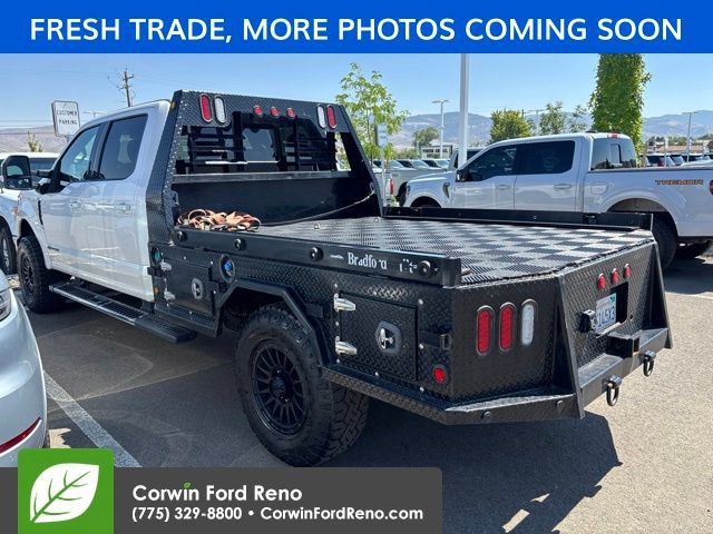 Used 2018 Ford F250 Lariat w/ Lariat Ultimate Package AWD/4WD image 3