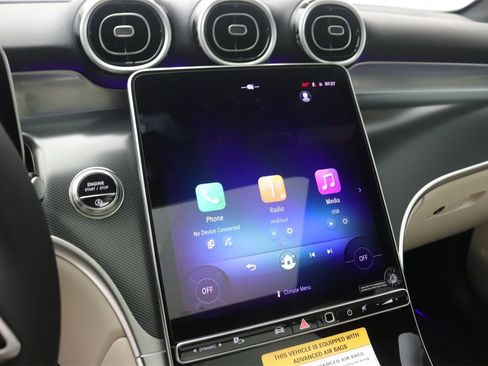 New 2026 Mercedes-Benz GLC 300 image 6