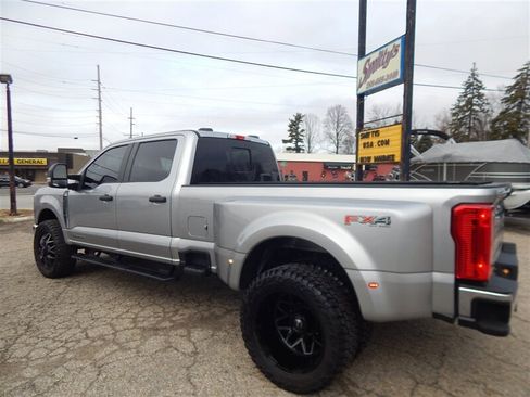 Used 2024 Ford F350 XL image 2