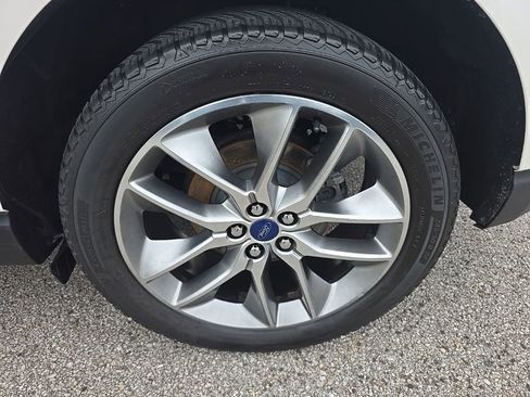 Used 2015 Ford Edge Titanium w/ Equipment Group 302A FWD image 9