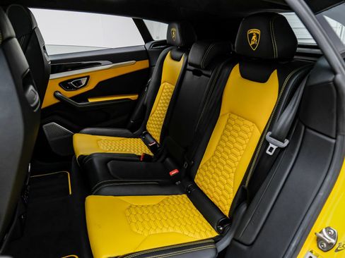 Used 2021 Lamborghini Urus AWD/4WD image 87