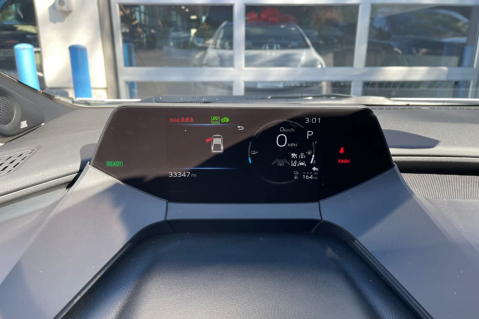 Used 2025 Toyota Prius Plug-In Hybrid FWD image 13