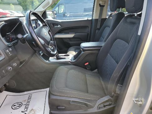 Used 2019 Chevrolet Colorado LT AWD/4WD image 3