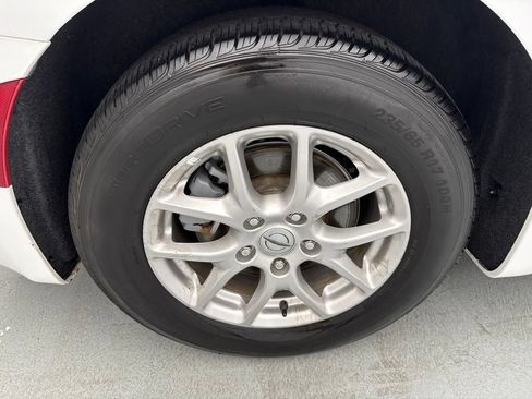 Used 2025 Chrysler Pacifica Select FWD image 13
